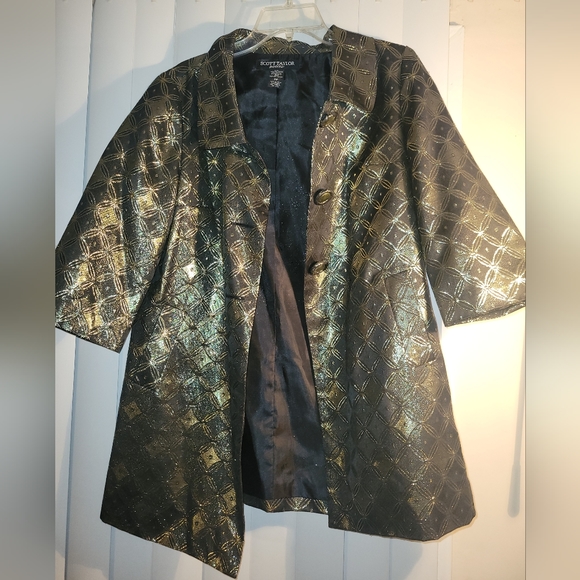 Gold swing jacket - Picture 3 of 3